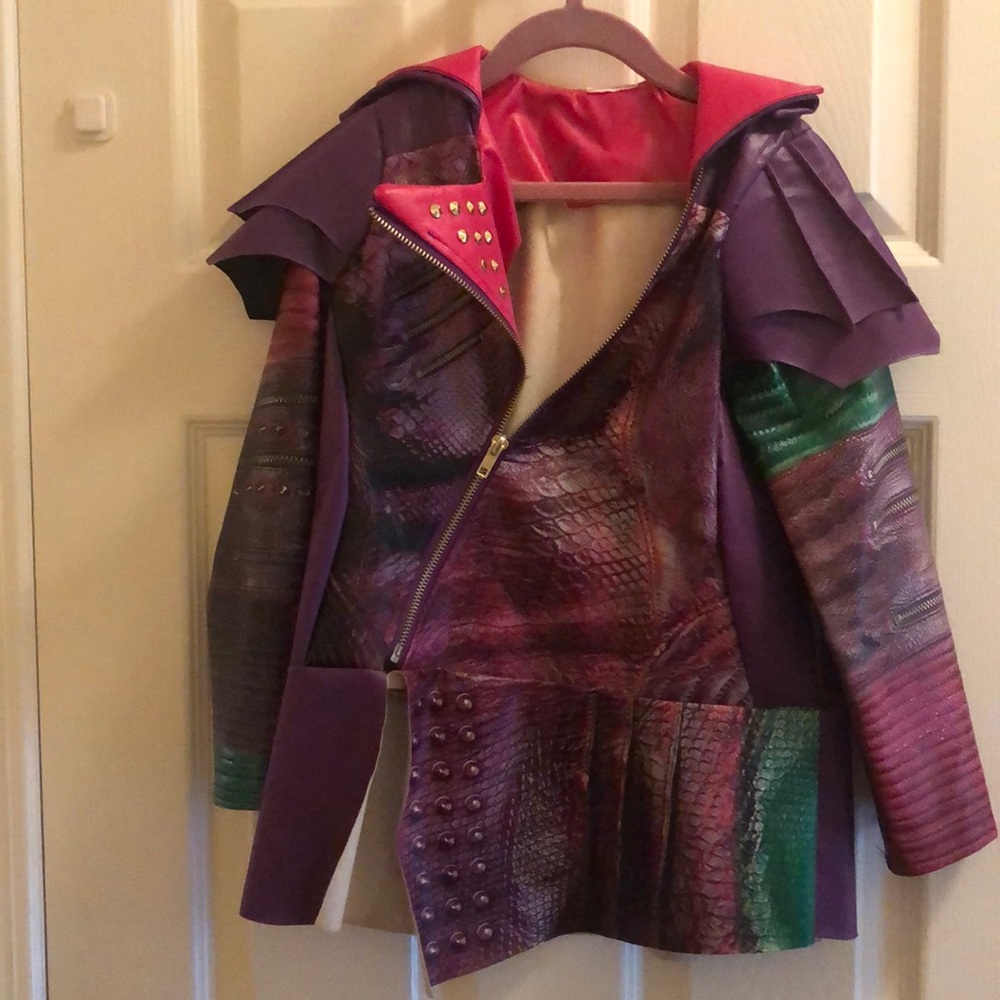 Descendants Girls 7/8 costume jacket.